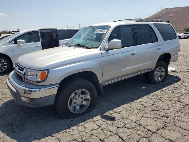2002 TOYOTA 4RUNNER SR5, 