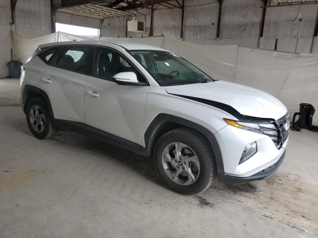 5NMJACAEXNH058153 - 2022 HYUNDAI TUCSON SE WHITE photo 4