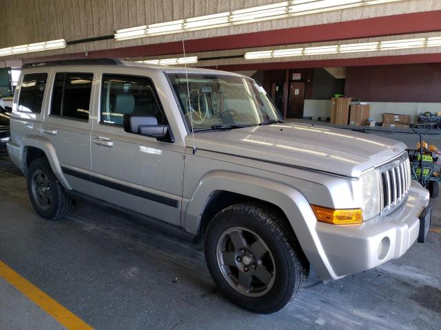 1J8HG48K77C505465 - 2007 JEEP COMMANDER 银色 照片 4
