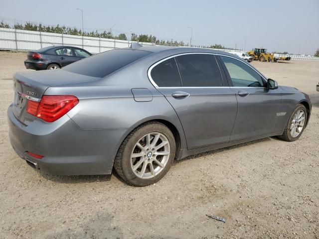 WBAKC6C5XAC393416 - 2010 BMW 750 I XDRIVE GRAY photo 3