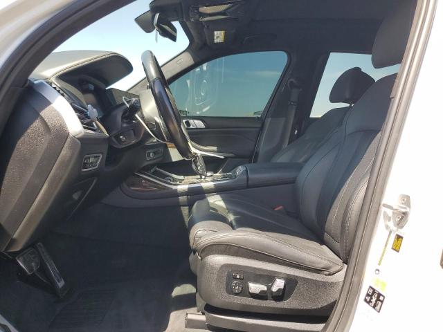 5UXCX4C58KLS39223 - 2019 BMW X7 XDRIVE50I WHITE photo 7