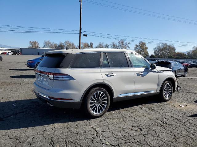 5LM5J7XC9NGL20453 - 2022 LINCOLN AVIATOR RESERVE CREAM photo 3