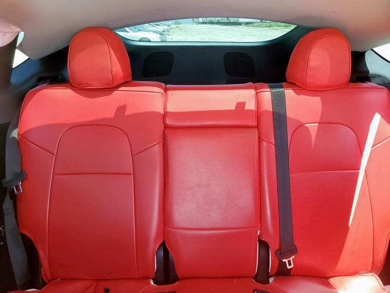 7SAYGDEE1PA131024 - 2023 TESLA MODEL Y 白色 照片 10