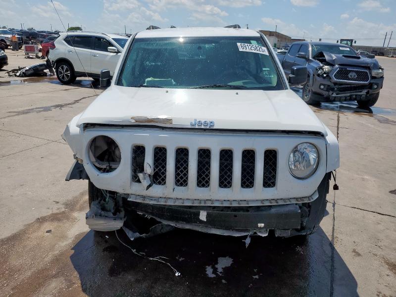 1C4NJPBA8FD285369 - 2015 JEEP PATRIOT SPORT WHITE photo 7