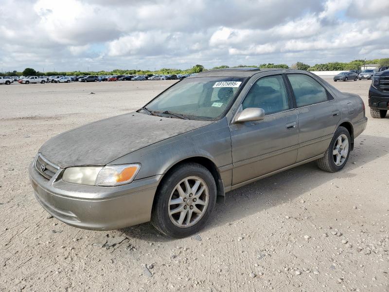 2000 TOYOTA CAMRY LE, 