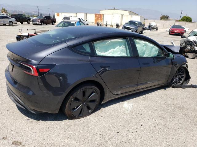 5YJ3E1EAXRF765401 - 2024 TESLA MODEL 3 ნაცრისფერი ფოტო 3