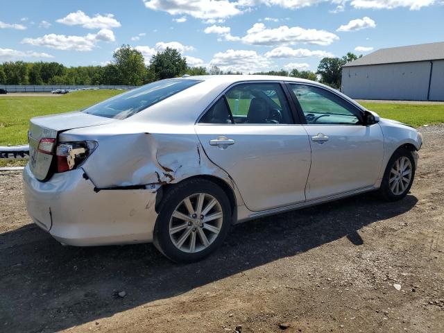 4T4BF1FK2DR306090 - 2013 TOYOTA CAMRY L 银色 照片 3