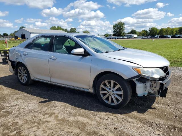 4T4BF1FK2DR306090 - 2013 TOYOTA CAMRY L 银色 照片 4