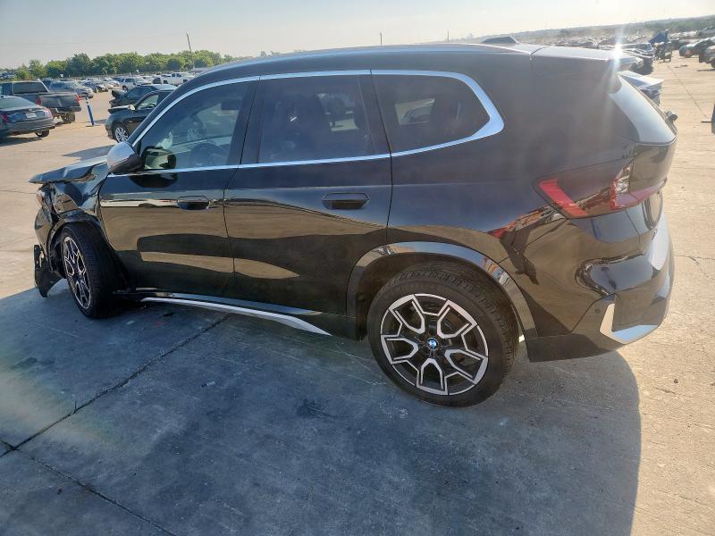 WBX73EF00R5Y48778 - 2024 BMW X1 XDRIVE28I BLACK photo 2