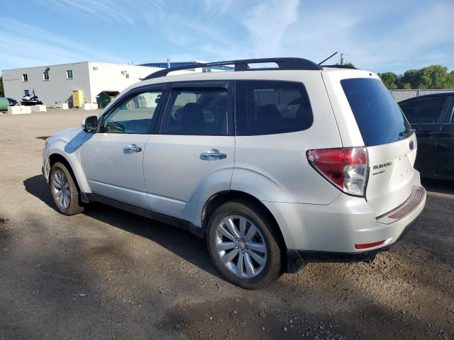 JF2SHCEC3CH408215 - 2012 SUBARU FORESTER LIMITED WHITE photo 2