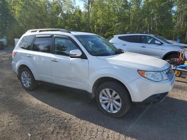 JF2SHCEC3CH408215 - 2012 SUBARU FORESTER LIMITED WHITE photo 4