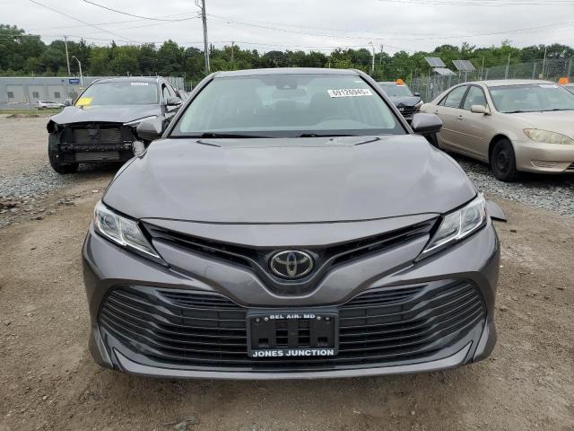 4T1B11HK3KU826916 - 2019 TOYOTA CAMRY L ნაცრისფერი ფოტო 5