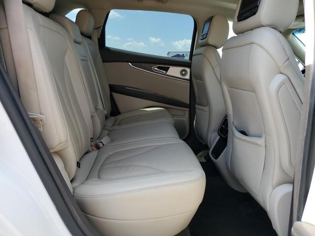 2LMPJ6LR0HBL49677 - 2017 LINCOLN MKX RESERVE WHITE photo 10