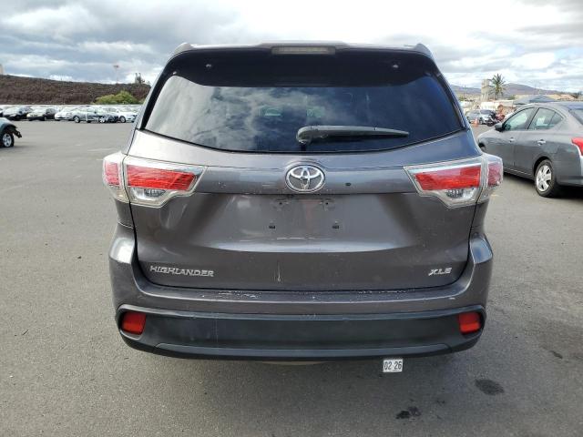 5TDKKRFH1FS061772 - 2015 TOYOTA HIGHLANDER XLE ნაცრისფერი ფოტო 6