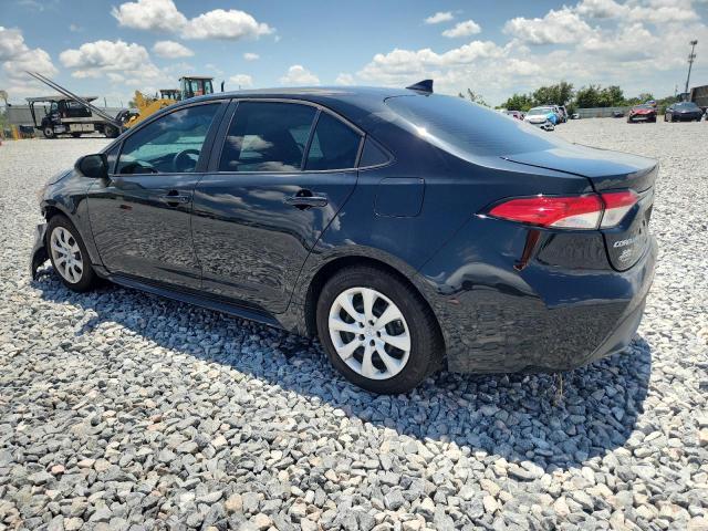 5YFEPMAEXNP302251 - 2022 TOYOTA COROLLA LE BLACK photo 2