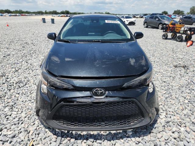 5YFEPMAEXNP302251 - 2022 TOYOTA COROLLA LE BLACK photo 5