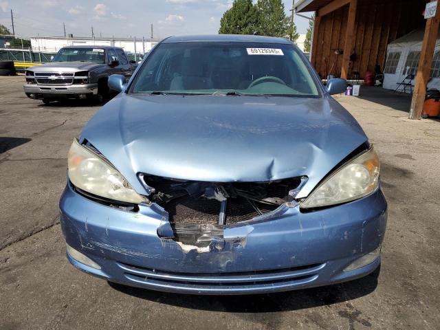 4T1BE32K74U922656 - 2004 TOYOTA CAMRY LE BLUE photo 5