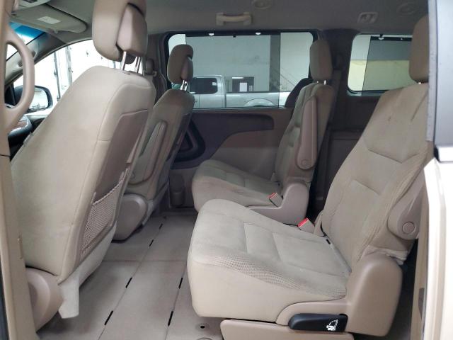 2C4RC1BG8GR263948 - 2016 CHRYSLER TOWN & COU TOURING TAN photo 11