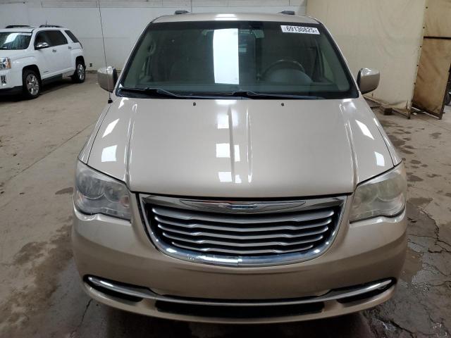 2C4RC1BG8GR263948 - 2016 CHRYSLER TOWN & COU TOURING TAN photo 5