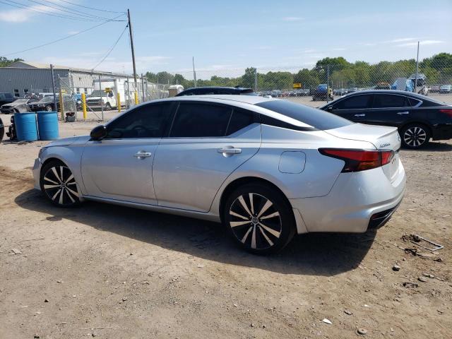 1N4BL4CV0KC112576 - 2019 NISSAN ALTIMA SR SILVER photo 2