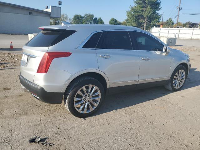 1GYFNFRS9HZ100067 - 2017 CADILLAC XT5 PLATINUM SILVER photo 3