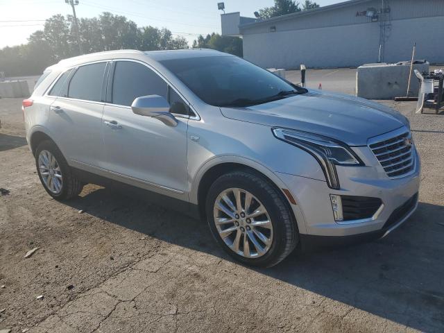 1GYFNFRS9HZ100067 - 2017 CADILLAC XT5 PLATINUM SILVER photo 4