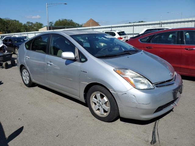 JTDKB20UX83354572 - 2008 TOYOTA PRIUS 银色 照片 4