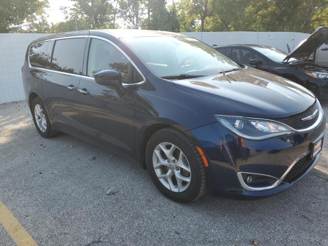 2C4RC1BG9HR823557 - 2017 CHRYSLER PACIFICA TOURING L BLUE photo 4