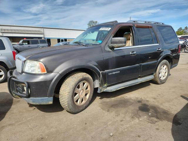 2005 LINCOLN NAVIGATOR, 