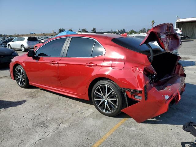 4T1T11AK7PU089337 - 2023 TOYOTA CAMRY SE NIGHT SHADE RED photo 2