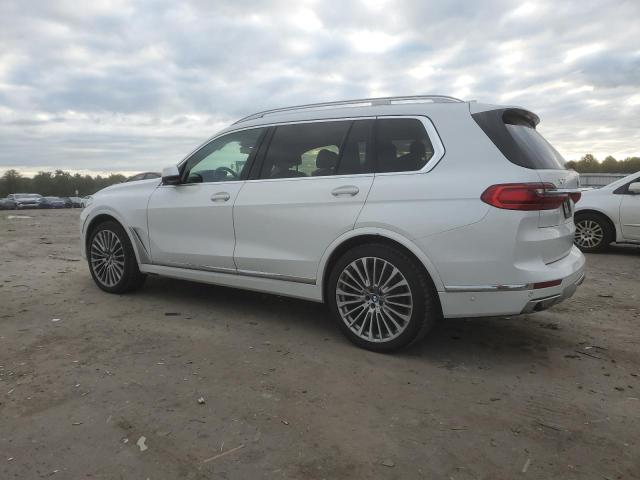 5UXCW2C59KL084057 - 2019 BMW X7 XDRIVE40I WHITE photo 2