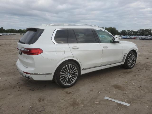 5UXCW2C59KL084057 - 2019 BMW X7 XDRIVE40I WHITE photo 3