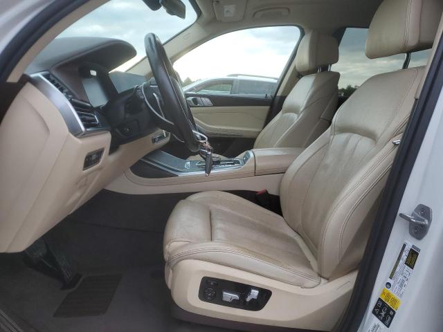 5UXCW2C59KL084057 - 2019 BMW X7 XDRIVE40I WHITE photo 7