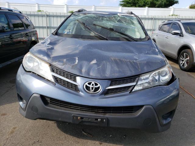 JTMBFREVXED090628 - 2014 TOYOTA RAV4 LE BLUE photo 5