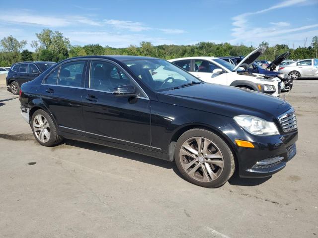 WDDGF8AB5EG243979 - 2014 MERCEDES-BENZ C 300 4MATIC BLACK photo 4