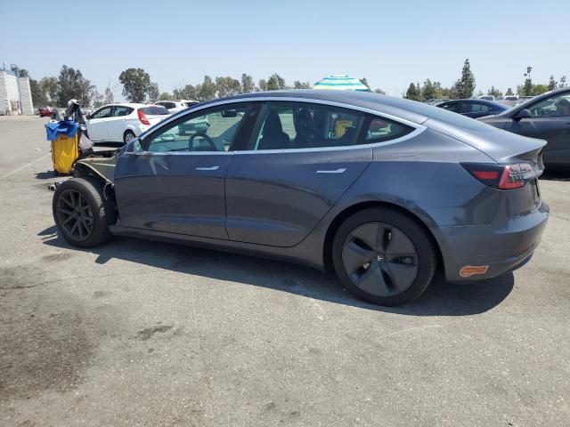 5YJ3E1EA2KF410891 - 2019 TESLA MODEL 3 GRAY photo 2