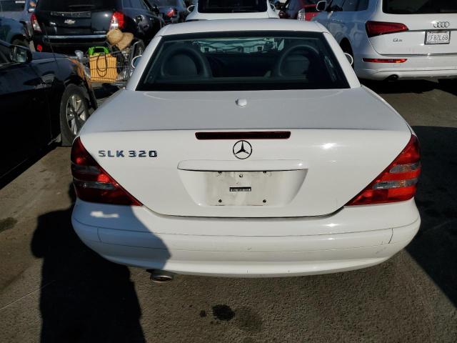 WDBKK65F13F273287 - 2003 MERCEDES-BENZ SLK 320 WHITE photo 6