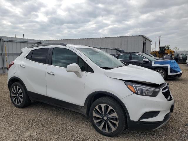 KL4CJESM0MB373843 - 2021 BUICK ENCORE PREFERRED თეთრი ფოტო 4