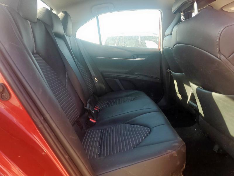4T1B11HK2KU275457 - 2019 TOYOTA CAMRY L RED photo 10