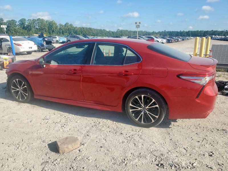 4T1B11HK2KU275457 - 2019 TOYOTA CAMRY L RED photo 2