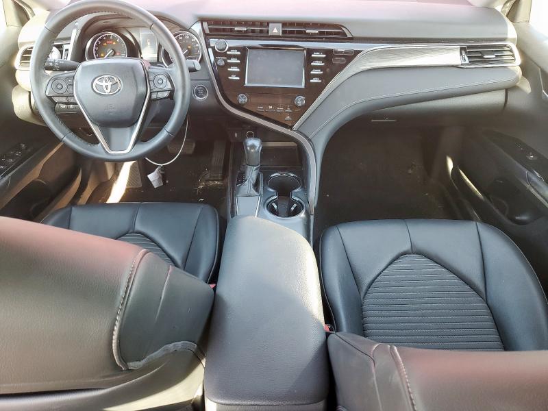 4T1B11HK2KU275457 - 2019 TOYOTA CAMRY L RED photo 8