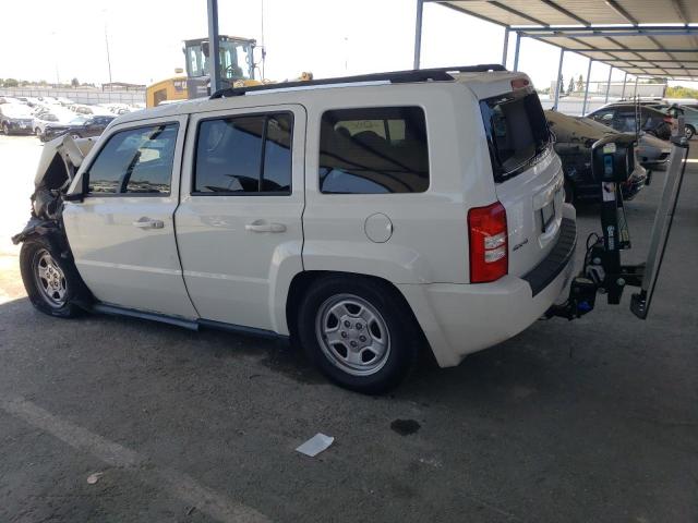 1J4NF2GB5AD506029 - 2010 JEEP PATRIOT SPORT 白色 照片 2
