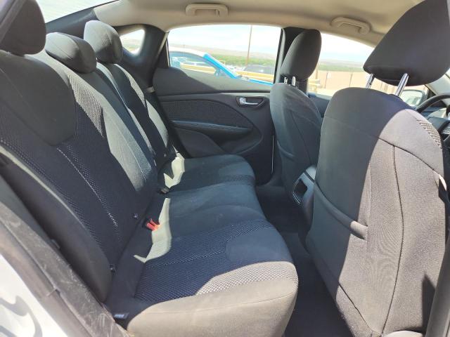 1C3CDFAA5GD592837 - 2016 DODGE DART SE WHITE photo 10