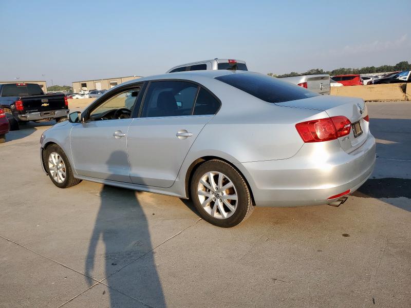 3VWD17AJ7EM354971 - 2014 VOLKSWAGEN JETTA SE SILVER photo 2