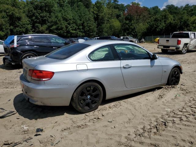 WBAWC73569E269618 - 2009 BMW 335 XI SILVER photo 3