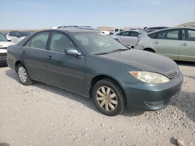 4T1BE32K45U097676 - 2005 TOYOTA CAMRY LE GREEN photo 4