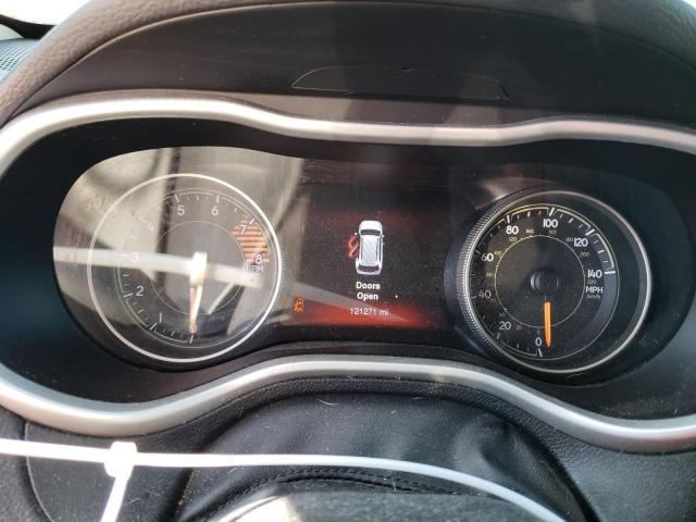 1C4PJMBS7GW112724 - 2016 JEEP CHEROKEE TRAILHAWK ORANGE photo 9