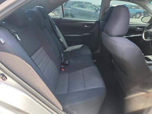 4T1BF1FK9FU095080 - 2015 TOYOTA CAMRY LE Silber Foto 10