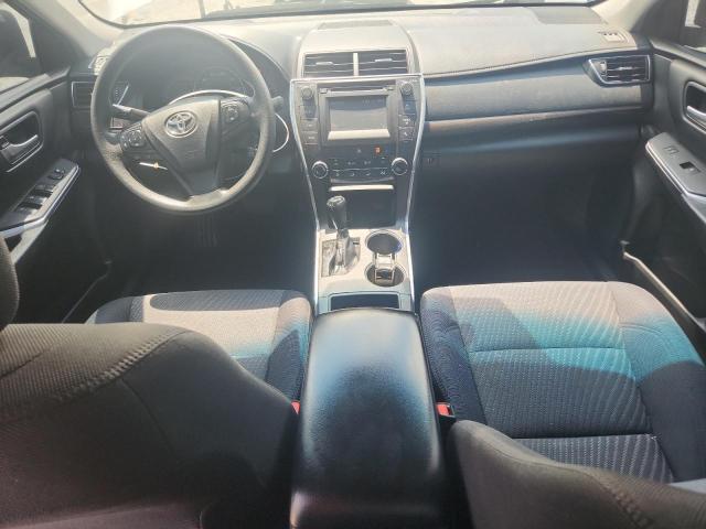 4T1BF1FK9FU095080 - 2015 TOYOTA CAMRY LE Silber Foto 8