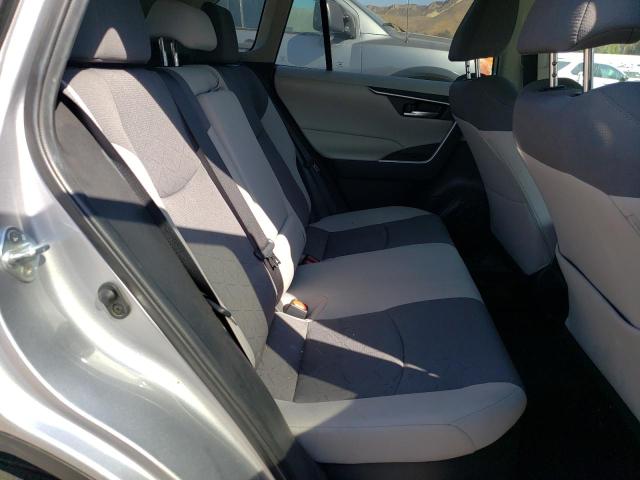 4T3RWRFV9MU016583 - 2021 TOYOTA RAV4 XLE ვერცხლისფერი ფოტო 10